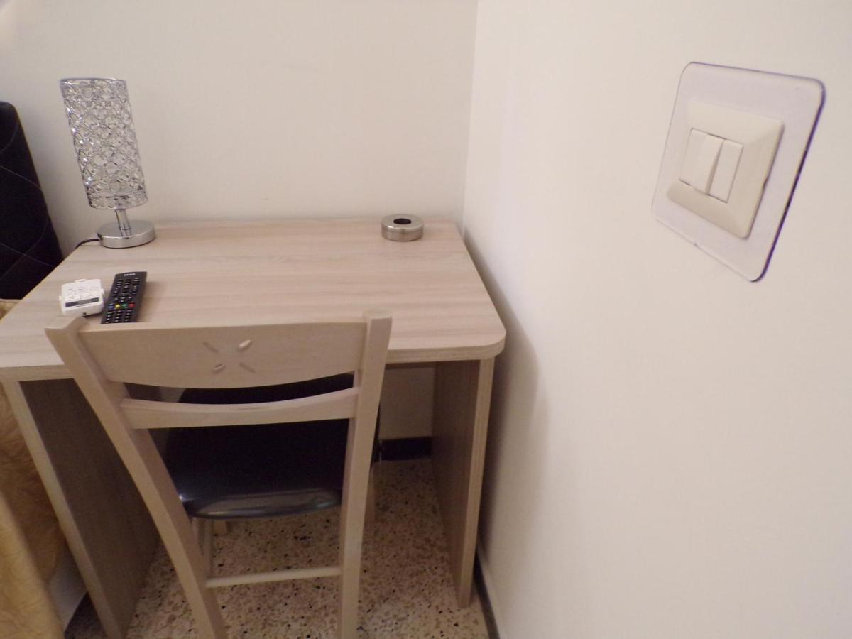 Nuova Aurora Rent Rooms Roccalumera Esterno foto