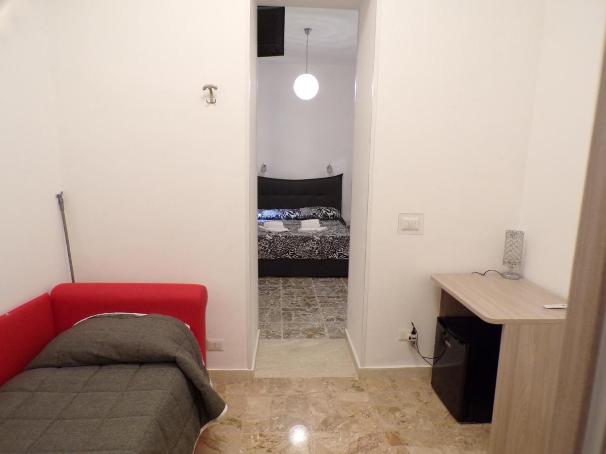Nuova Aurora Rent Rooms Roccalumera Esterno foto